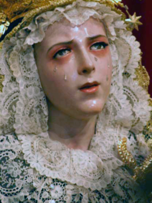 Sevilla.  La Ciudad de Sevilla y la Virgen María