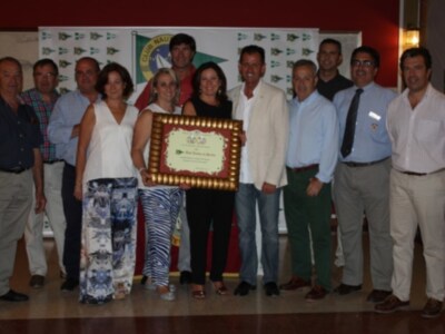 La plata olímpica de Fernando Climent ya luce en el Club Náutico