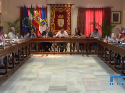Los plenos ordinarios pasan a celebrarse el tercer jueves de cada mes a las 09:30 horas.(Chipiona) 