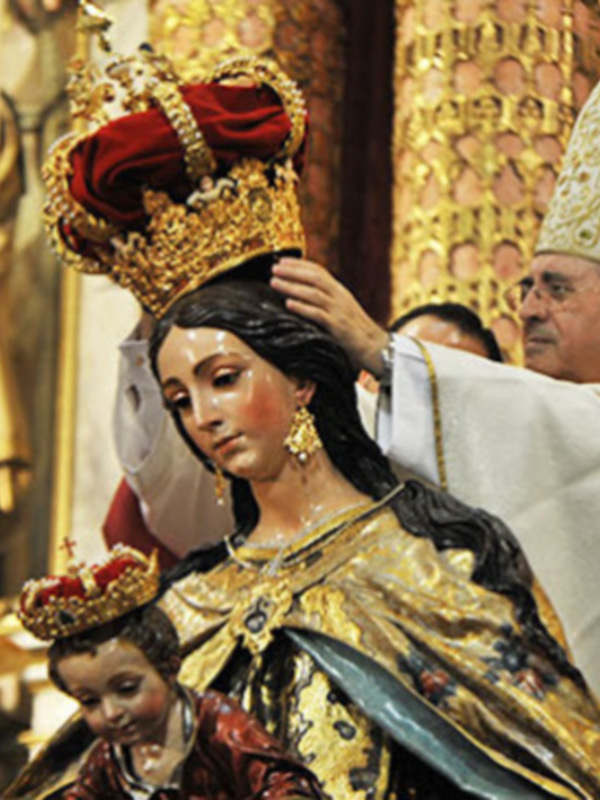 Sevilla.CORONACIÓN DEL CARMEN DEL SANTO ÁNGEL DE SEVILLA.