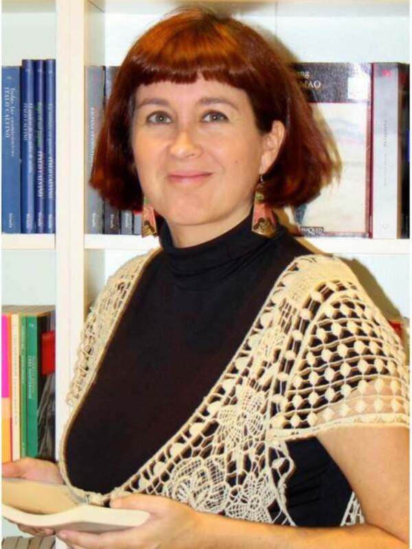 ANABEL CARIDE PRESENTA SU NUEVO POEMARIO LLOVERÁ SOBRE TU NOMBRE(Editorial Anantes) EN EL PALACIO DE LOS MARQUESES DE LA ALGABA