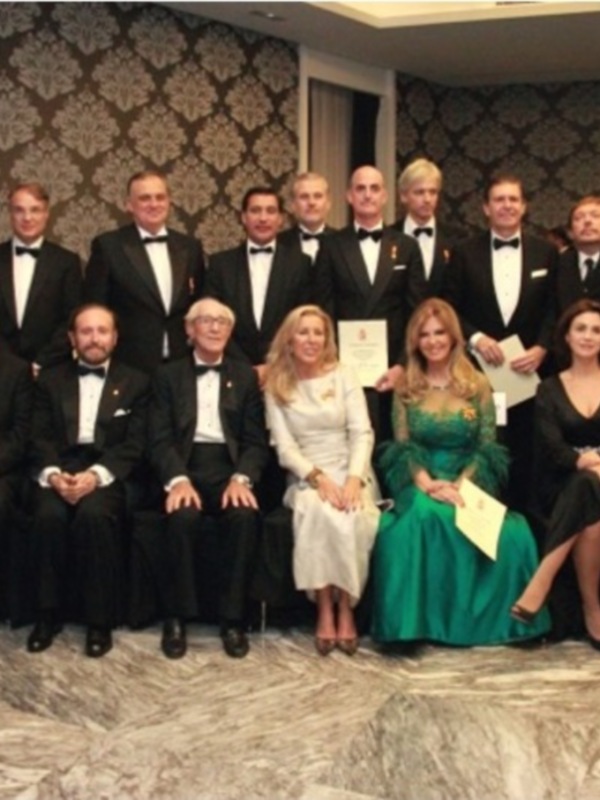 En el Hotel Gran Meliá Colón de Sevilla, ha tenido lugar el acto solemne organizado por la Academia de la Diplomacia del Reino de España, donde se nombran a los nuevos académicos. 