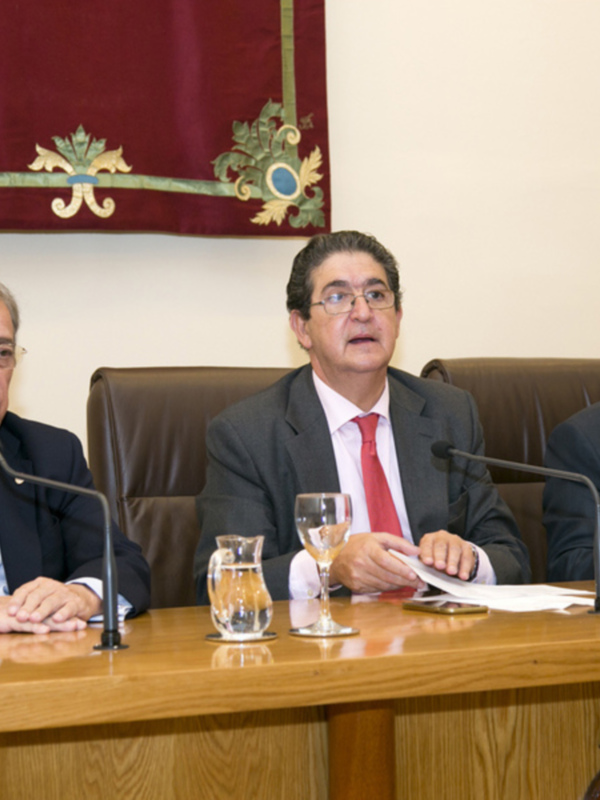 Conferencia sobre El derecho ambiental ante la encíclica Laudato si"