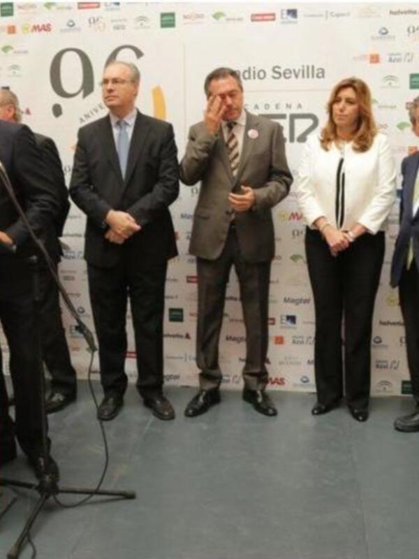 Abierta al público la exposición de los 90 años de Radio Sevilla