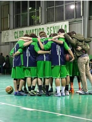 La racha del Náutico le lleva al liderato por partida doble en Primera Nacional 