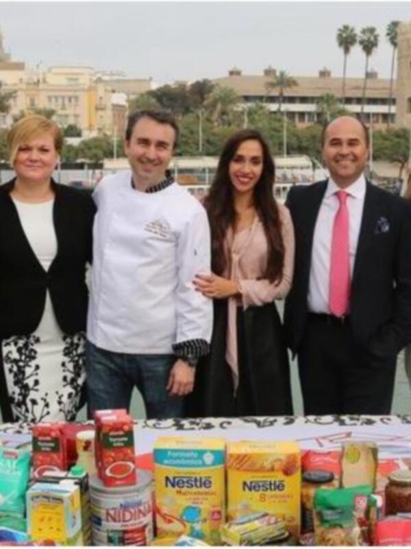 La Olla de San Antón 2016 de Abades Triana recauda 500 kg de alimentos 