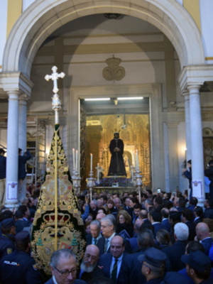 Viacrucis del Señor de la Sentencia de la Hermandad dela Macarena
