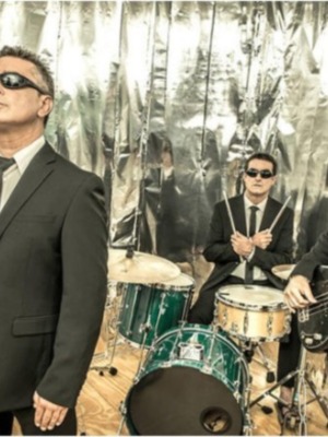 No me pises que llevo chanclas" celebran sus 25 años en la música.