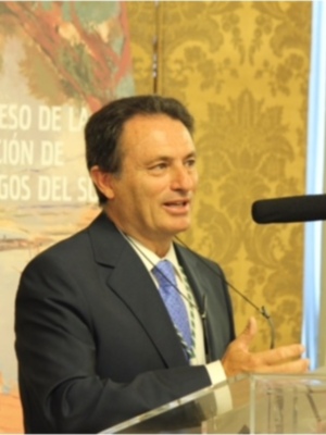 El profesor y académico sevillano Juan Sabaté lidera a nivel nacional la dirección de tesis doctorales en Radiodiagnóstico