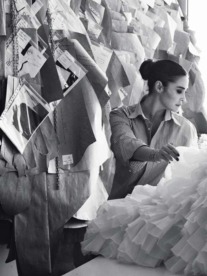 Vicky Martin Berrocal ha sido designada directora  LA NUEVA FIRMA DE VESTIDOS DE NOVIA Y FIESTA 