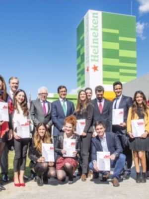 LA FUNDACIÓN CRUZCAMPO OTORGA LAS BECAS DE LA  III EDICIÓN DEL PROGRAMA #TALENTAGE