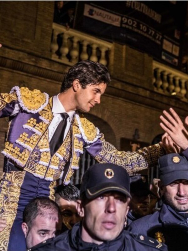 Puerta Grande para Juan del Álamo en Valencia