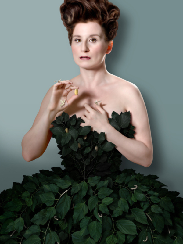 METAMORFOSIS / RETRATO DE MARIPAZ SAYAGO Por Angel Pantoja