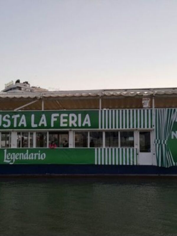  Ron Legendario te lleva al Real en barco