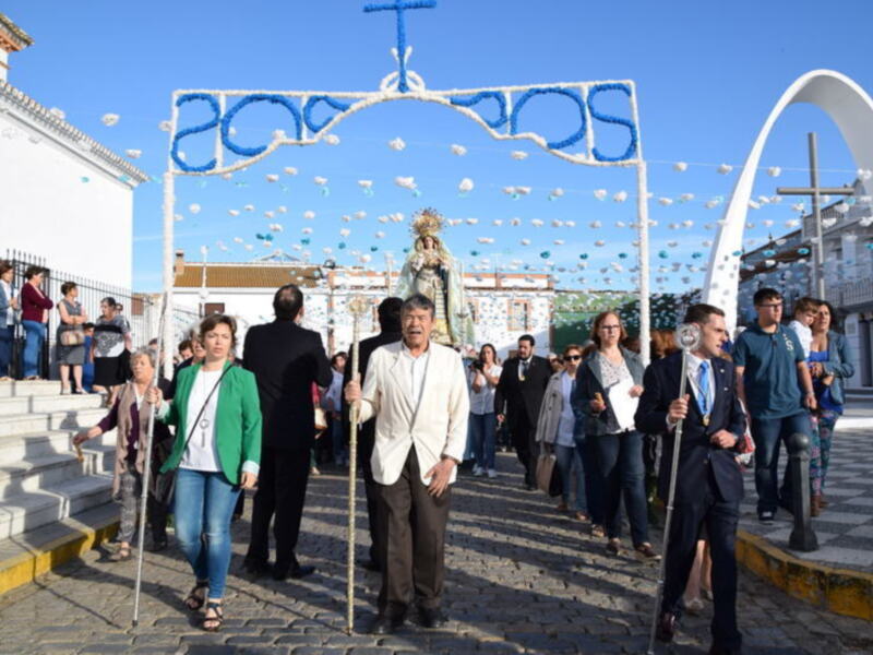 Gibraleón celebro  el LXXV Aniversario de la Bendición de la Virgen de los Dolores.