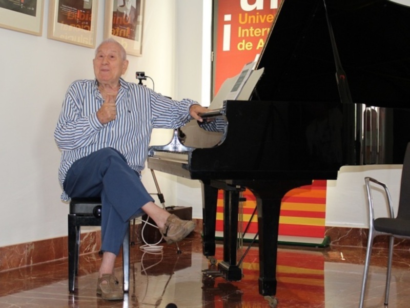 La maestría al jazz de Pedro Iturralde, protagonista de una master class y un concierto en la sede La Rábida de la UNIA