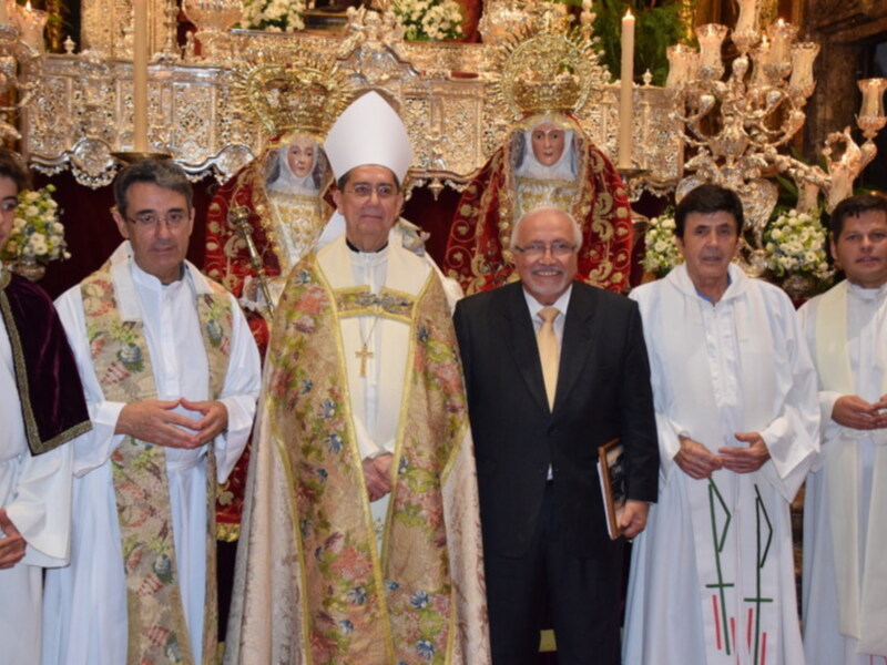 Triana felicita a la Sra. Santa Ana en el día de su onomástica