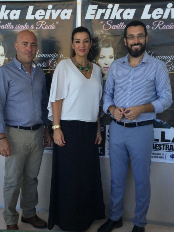 Erika Leiva presenta en La Línea el homenaje que rendirá  a Rocío Jurado, en el sevillano Teatro de la Maestranza el próximo 6 de septiembre