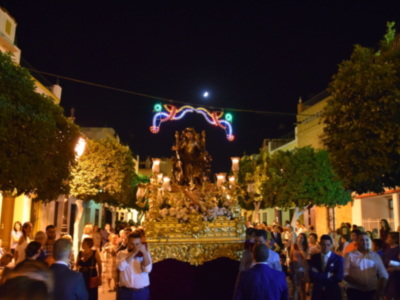 Procesión  de subida del Santo Patrón Ilipense San Gregorio de Osset vecino de la villa y alcalde perpetuo de la localidad.