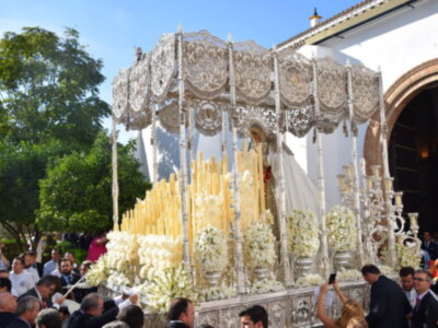 Sevilla coronará triunfalmente a la Virgen  morena de la Paz.