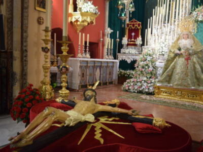 La Hermandad de la Vera-cruz de Alcalá del Río celebra los actos del  XLV  Aniversario de la Coronación de la Virgen  de las Angustias.