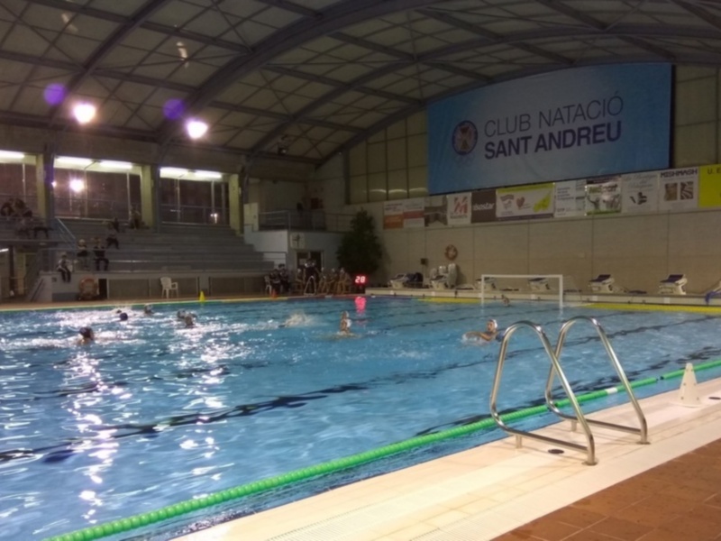 Cara y cruz para el C.W. Dos Hermanas-EMASESA en las competiciones nacionales