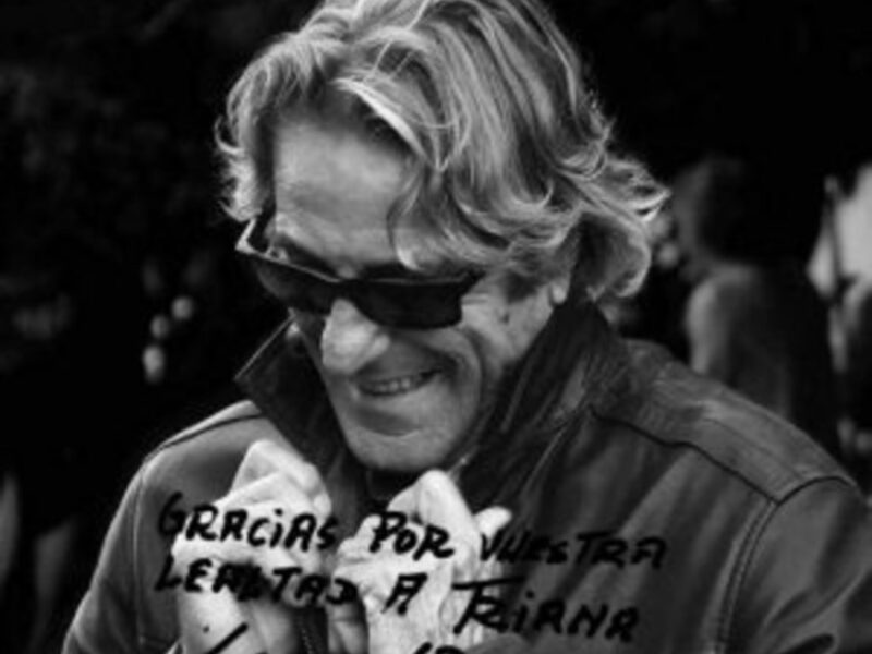 Zaguán, tributo oficial a Triana