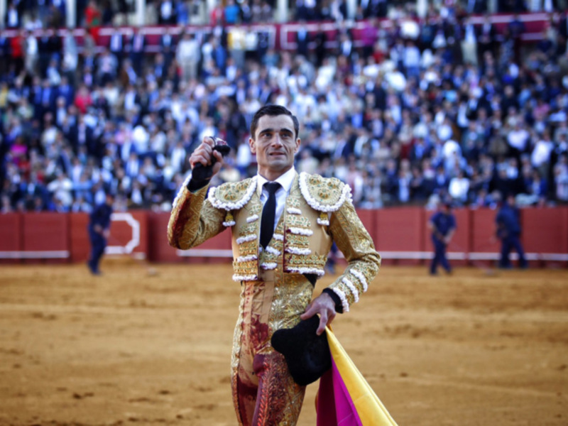 Oreja para Antonio Ferrera y Paco Ureña en interesante tarde de 'victorinos'