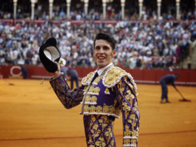 Talavante corta una oreja en la segunda de Cuvillo