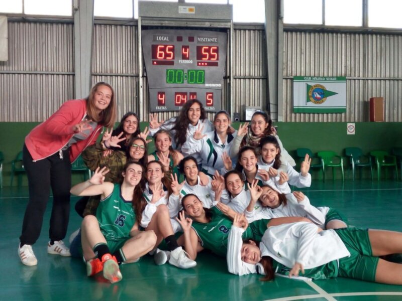 Ante el C.B. Gades, nueva victoria para las chicas del Club Náutico