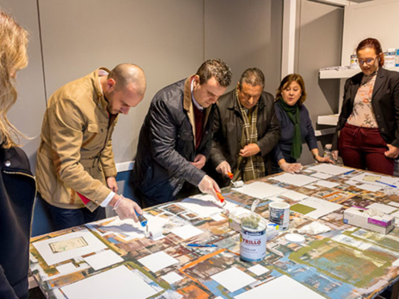 Concluye el pintado de la réplica de “La Colosal” de Murillo antes de lo previsto