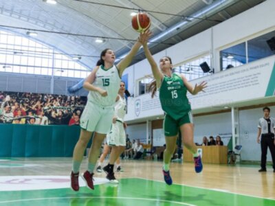 El Náutico Sevilla, a seguir vivo en los play off de Primera Nacional