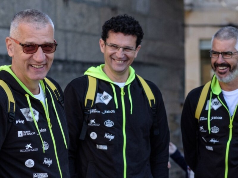 Aleksandar Petrovic se reencuentra con Benito Doblado y Raúl Pérez 23 años después de haberlos entrenado en la Liga Endesa