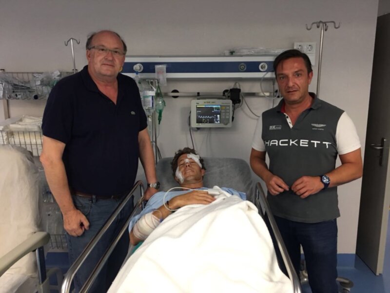 El torero sevillano Manuel Escribano, estable tras recibir una grave cornada en Belmonte