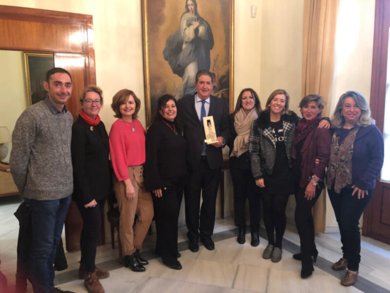 Reconocimiento de los Letrados del Servicio Penitenciario al decano del Colegio de Abogados José Joaquín Gallardo.