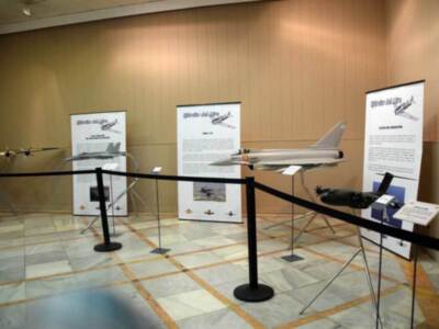 La historia de la aviación militar española en el Círculo Mercantil de Sevilla.