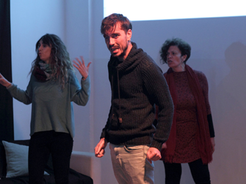 Vuelve el proyecto escénico 'Hemos vivido por debajo de nuestras posibilidades' que apoya la Fundación SGAE