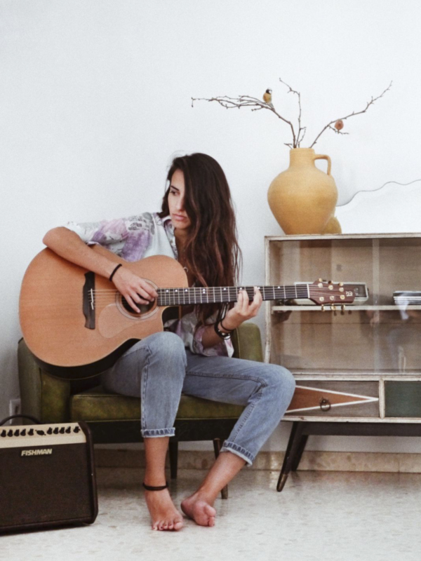 Claudia Aguilar el próximo viernes 27 de septiembre en La Sala , Plaza del Pumarejo, de Sevilla a las 21.30