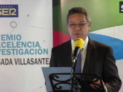 Salomón Hachuel, galardonado por la Cruz Roja Española en Sevilla