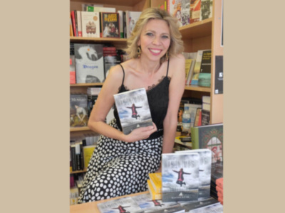 Si quiere Anonimos infinitos de Marina Bernal puede pedirlo a anonimosinfinitos@gmail.com