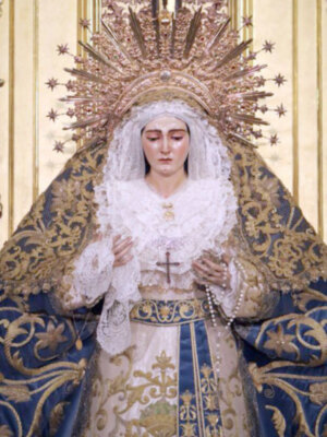 La Titular Mariana de la Vera-cruz de Alcalá del Río vestida de inmaculada concepción 
