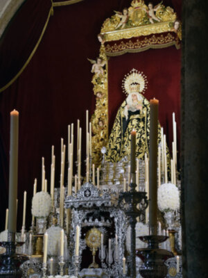 Altar de cultos para el Septenario de la Titular Mariana de la Hermandad de la Soledad  Ilipense