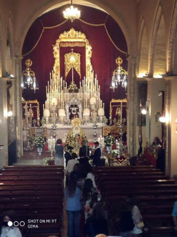 La Virgen de la Soledad de Alcalá del Río Expuesta a Veneración de los Fieles.