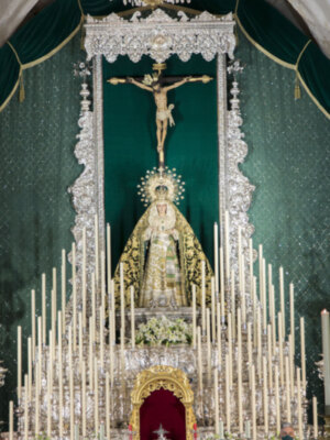 El arte efímero del altar de la Vera-cruz de Alcalá del Río