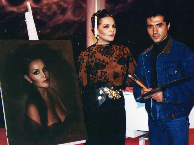 El nuevo museo de Sara Montiel alberga un retrato del pintor malagueño Antonio Montiel al mito de la Mancha.