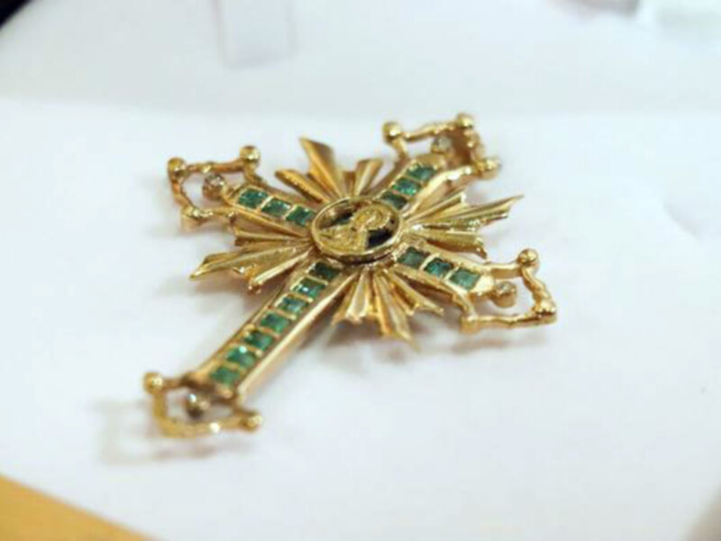 Donación de la Cruz de la Esperanza a la Virgen de las Angustias de Alcalá del Río