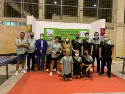 Una docena de palistas del CTM Portuense participaron en la Feria del Deporte y la Vida Sana celebrada en IFECA (Jerez)