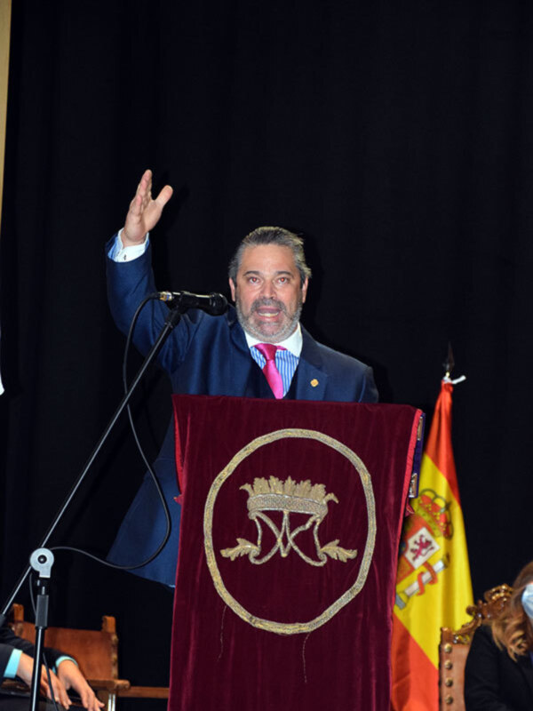 La Exaltación de la Esperanza de María estuvo cargada de sentimiento y fe de José Antonio Linares en Alcalá del Rio.