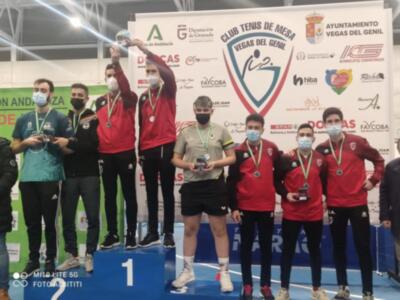 Soberbio resultado el obtenido por los palistas  portuenses en la primera jornada del  Campeonato de  Andalucía