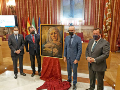 “las Hermandades son mucho más de lo que se ve en la Semana Santa”.